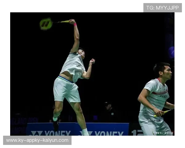 羽毛球杀球抽筋